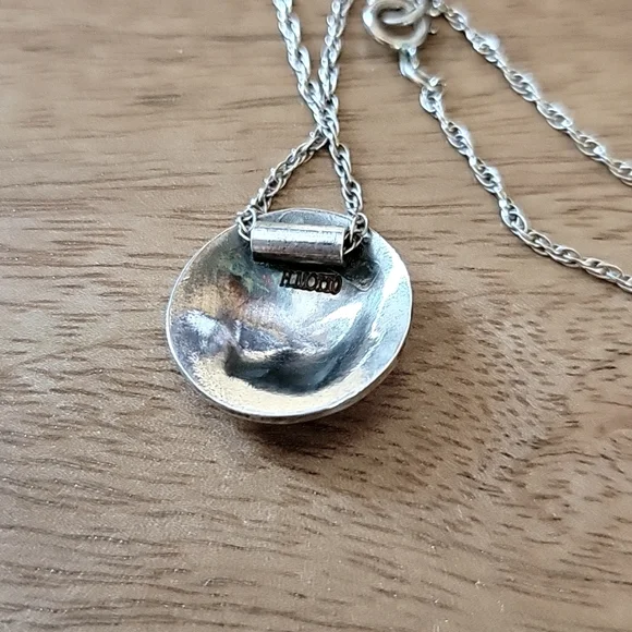 Sterling silver butterfly necklace - Picture 2 of 3